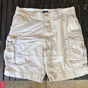 Ralph Lauren Men's Cargo Shorts in Light Khaki - Size 42